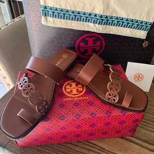 Tory Burch Miller Slides, Tiny Miller 10MM Toe Ring Slide